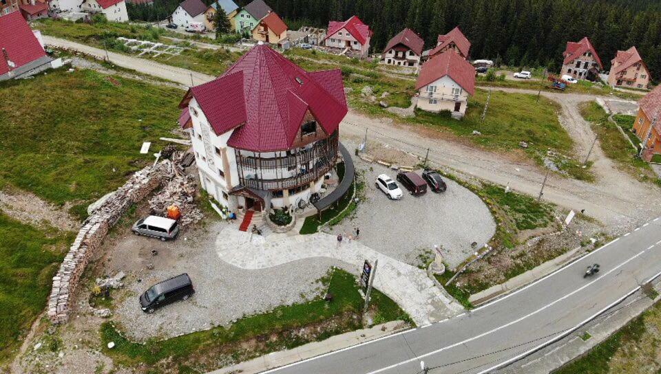 Casa Dacilor Liberi Hotel Rânca Kültér fotó